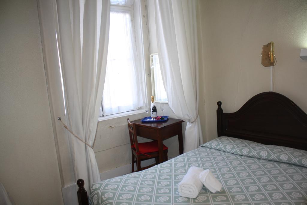 Hotel Pensao Residencial Estrela Do Mondego Lizbona Pokój zdjęcie