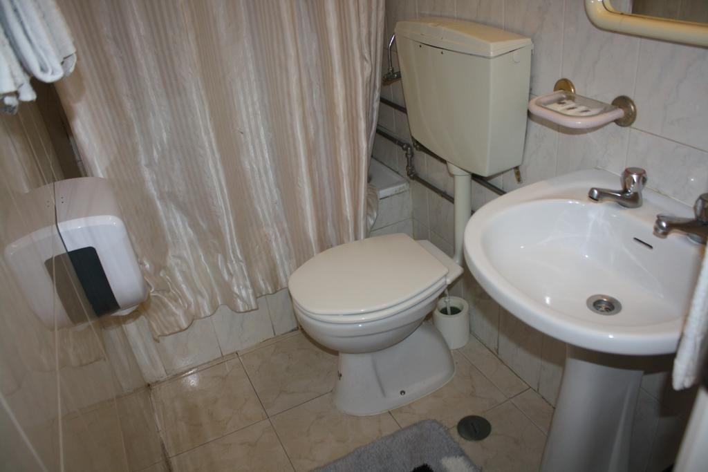 Hotel Pensao Residencial Estrela Do Mondego Lizbona Zewnętrze zdjęcie
