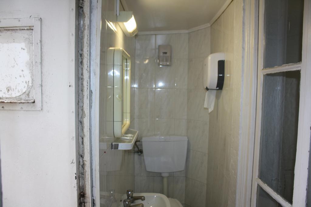 Hotel Pensao Residencial Estrela Do Mondego Lizbona Pokój zdjęcie